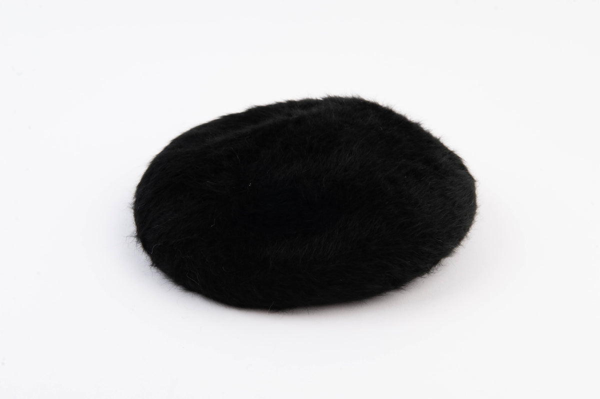 FARREL FAUX FUR BERET-BLACK – Lucca Couture display picture 3