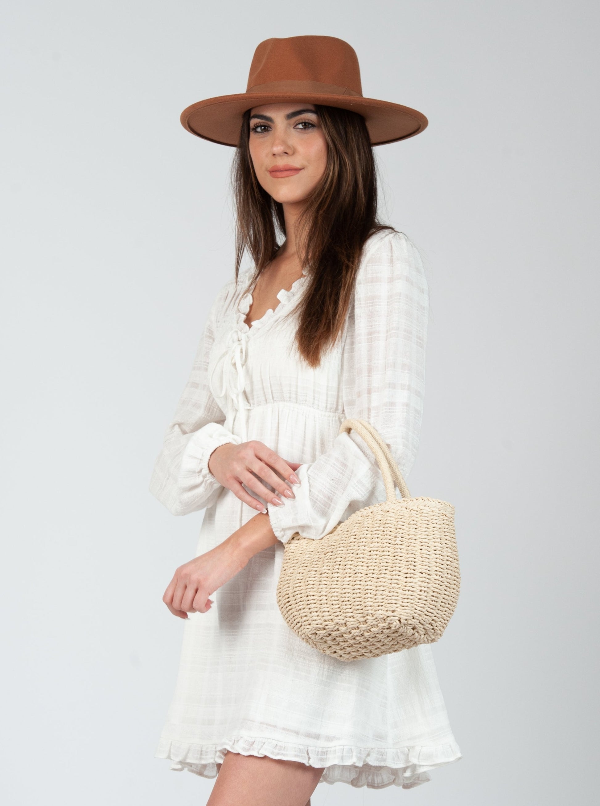 STRAW PURSE