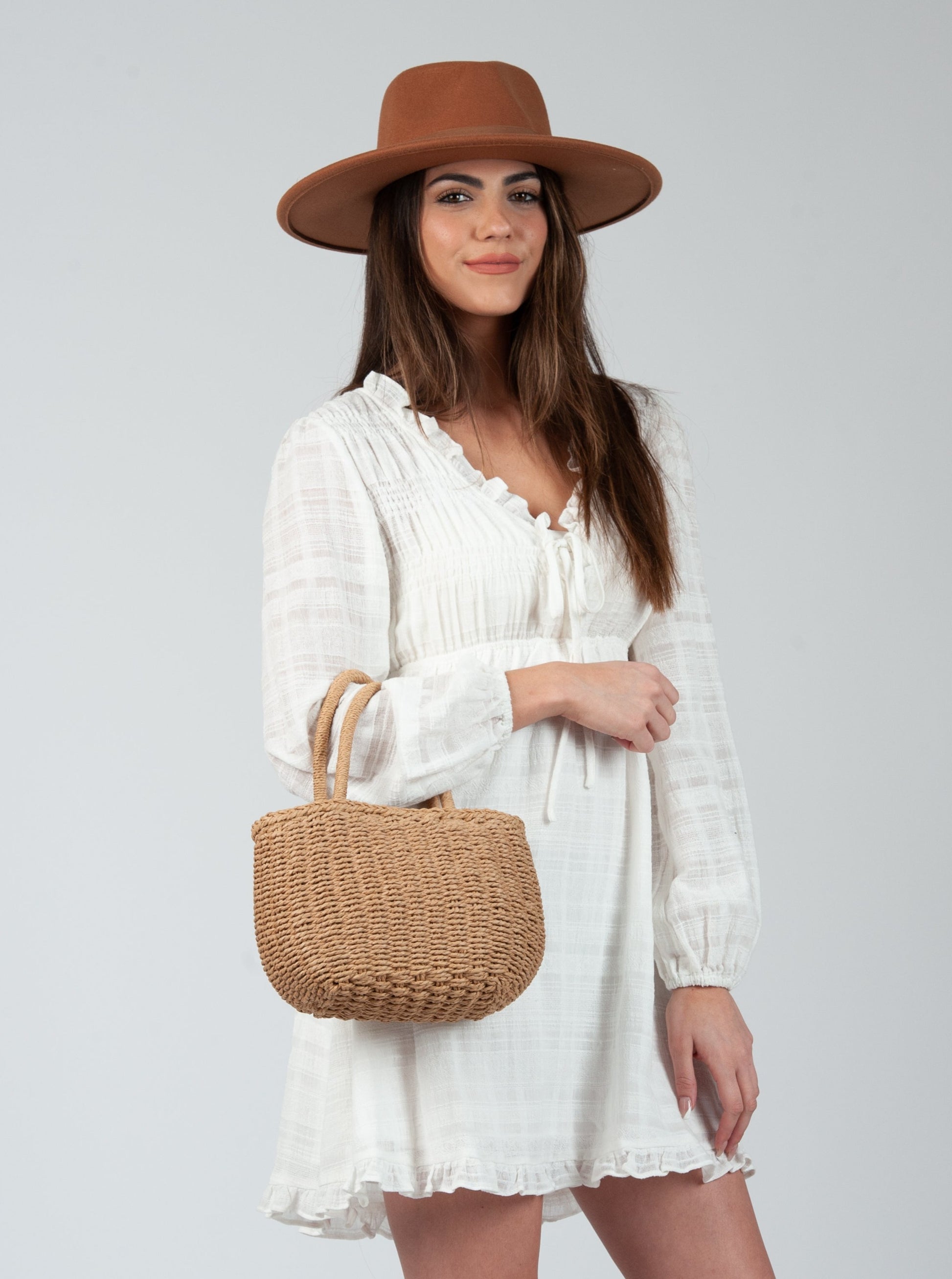 STRAW PURSE