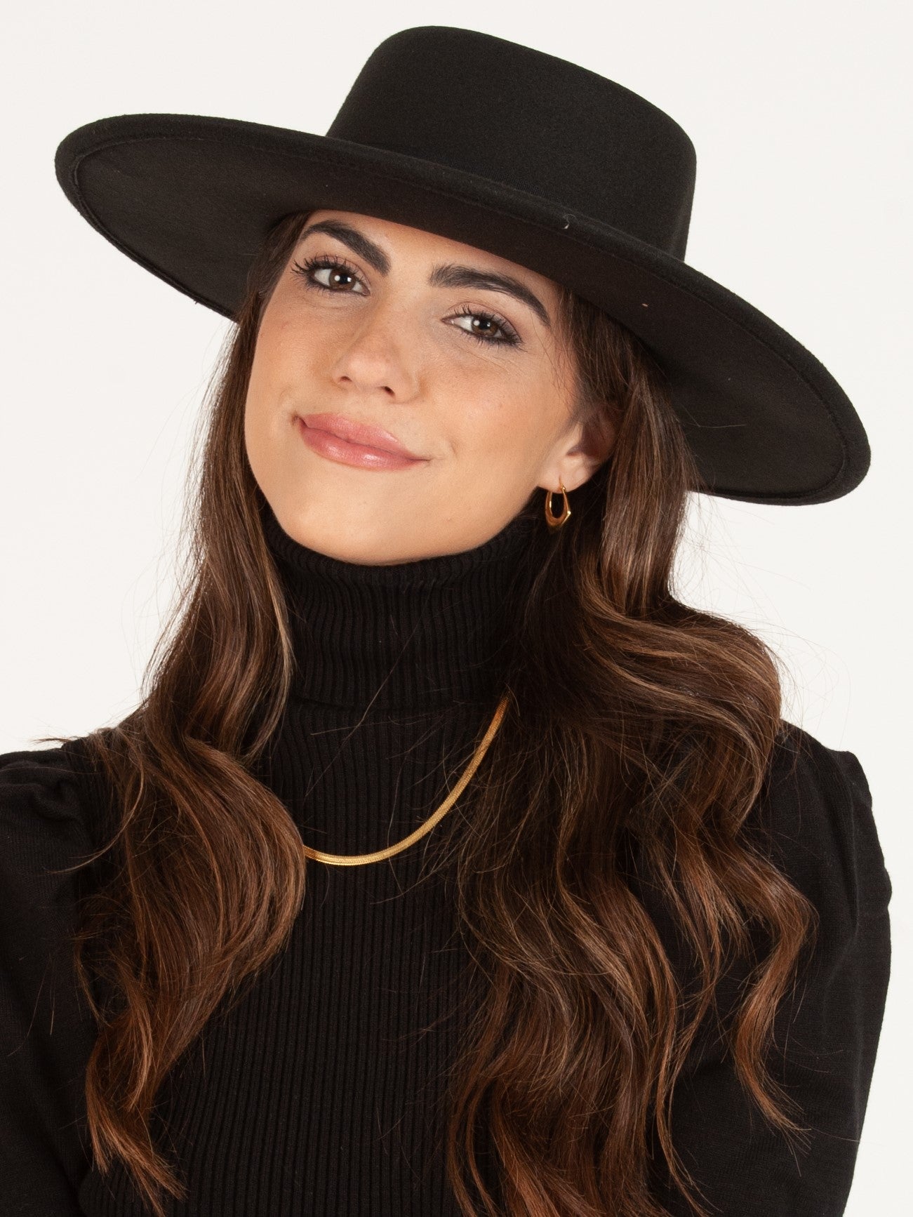 BLACK BOATER HAT