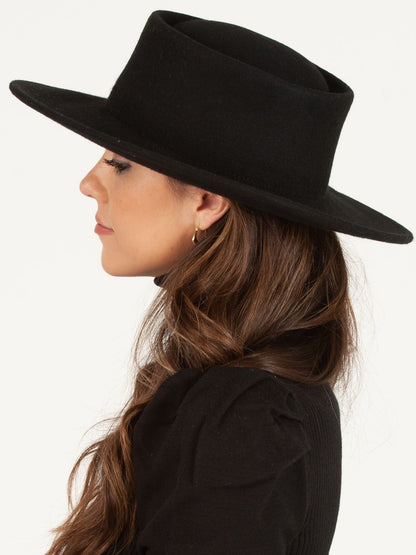 BLACK BOATER HAT