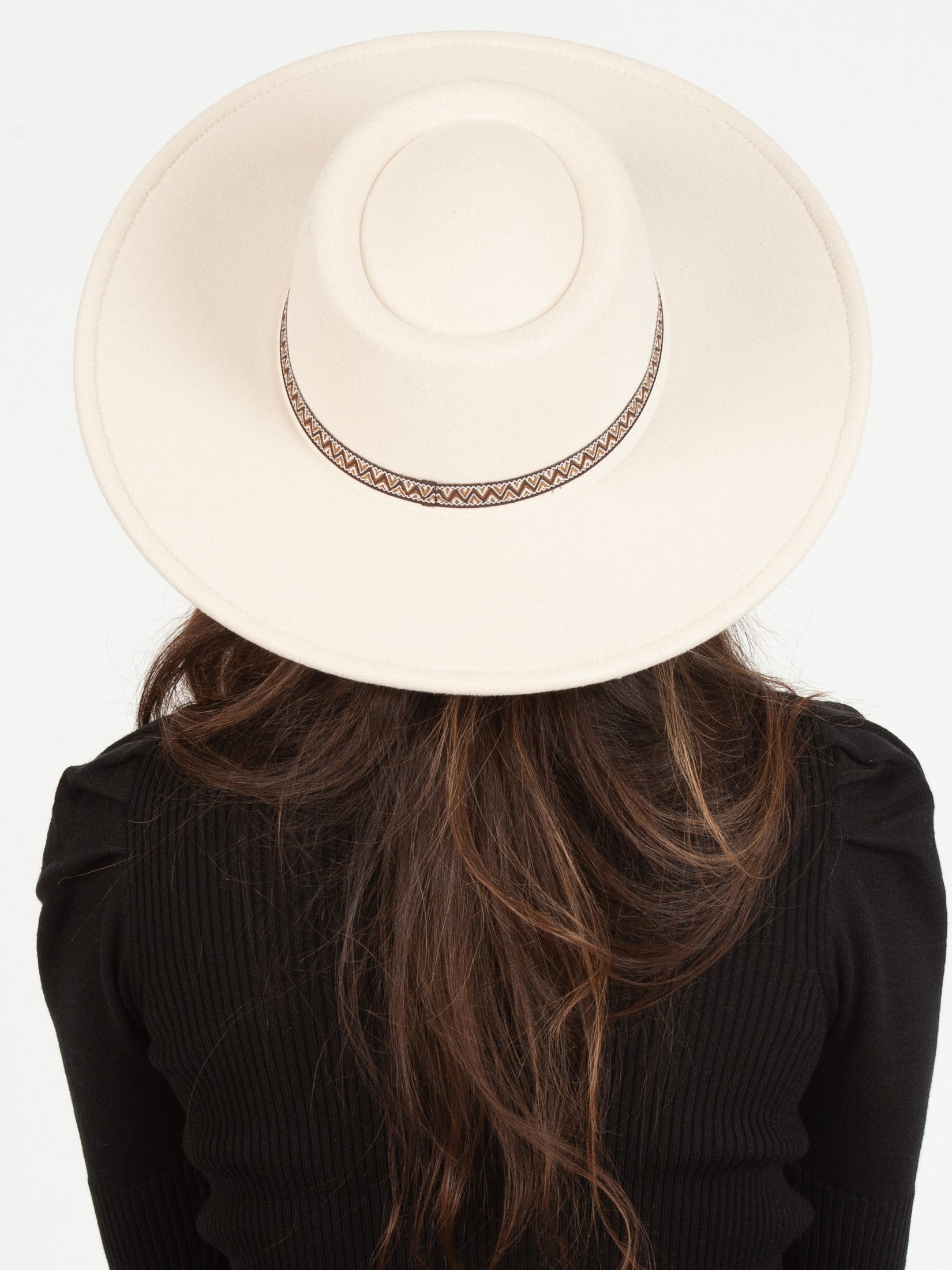 IVORY BOATER HAT