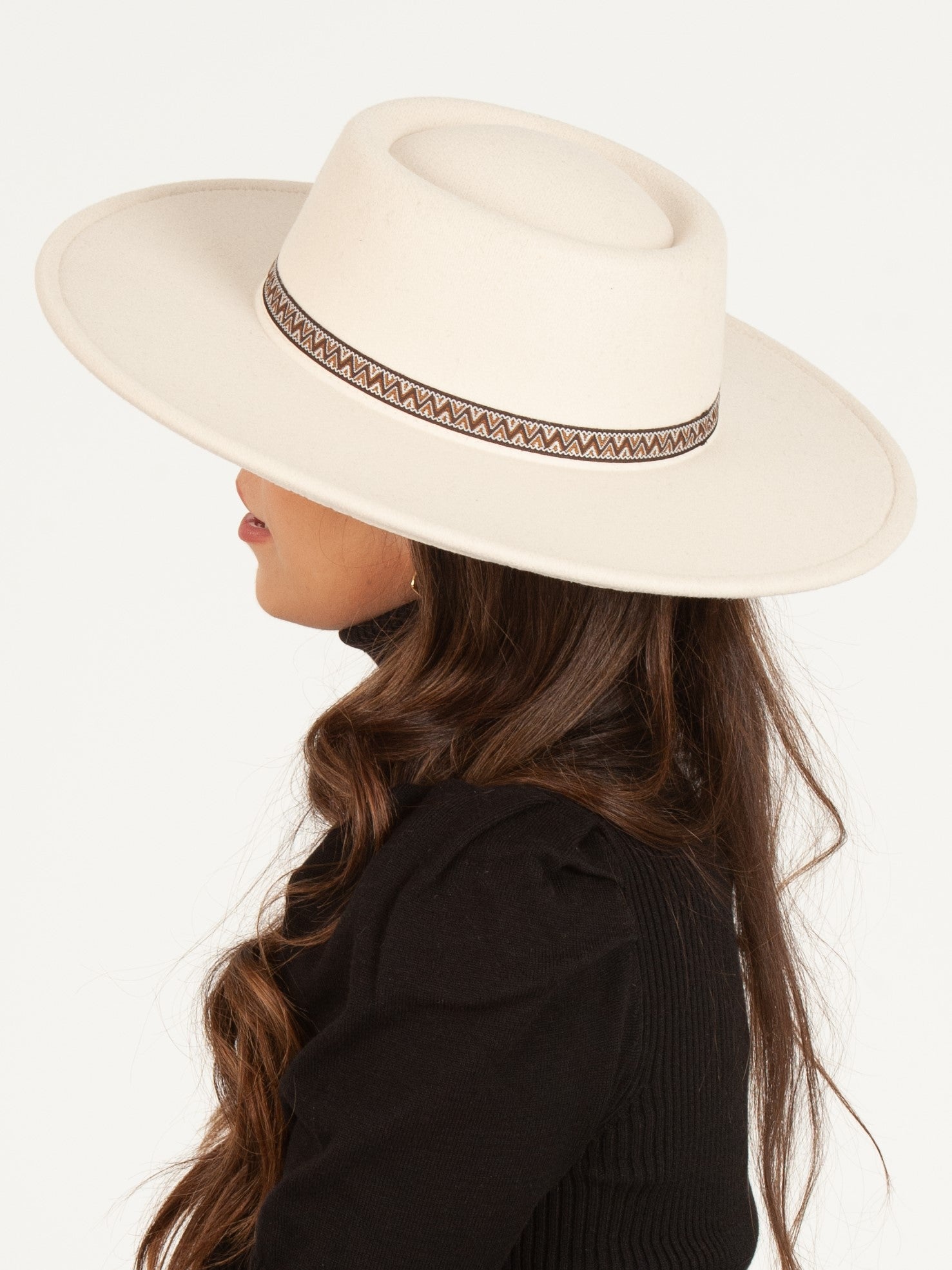 IVORY BOATER HAT