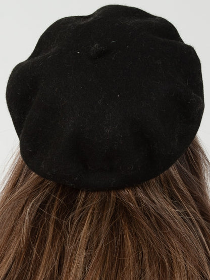 BLACK BERET