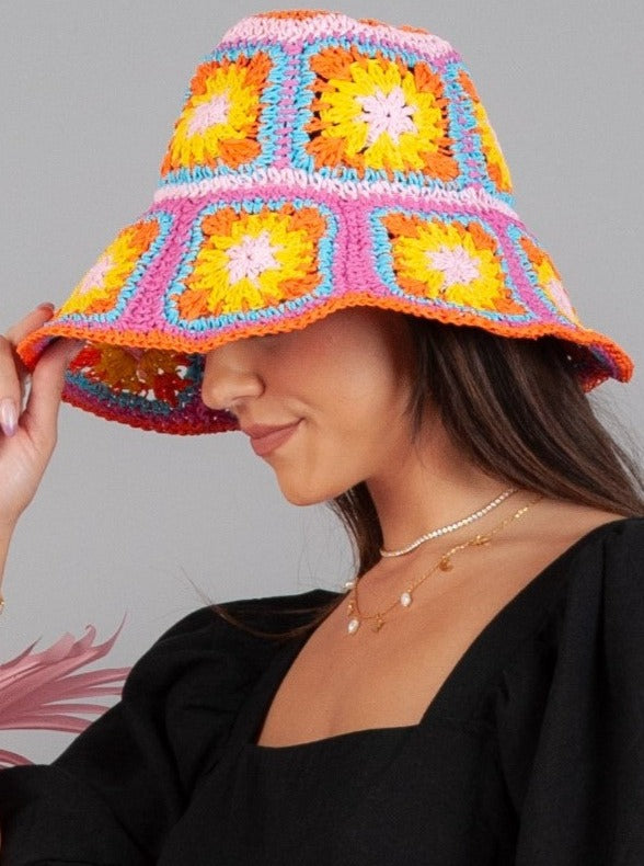 MULTICOLORED CROCHET BUCKET HAT
