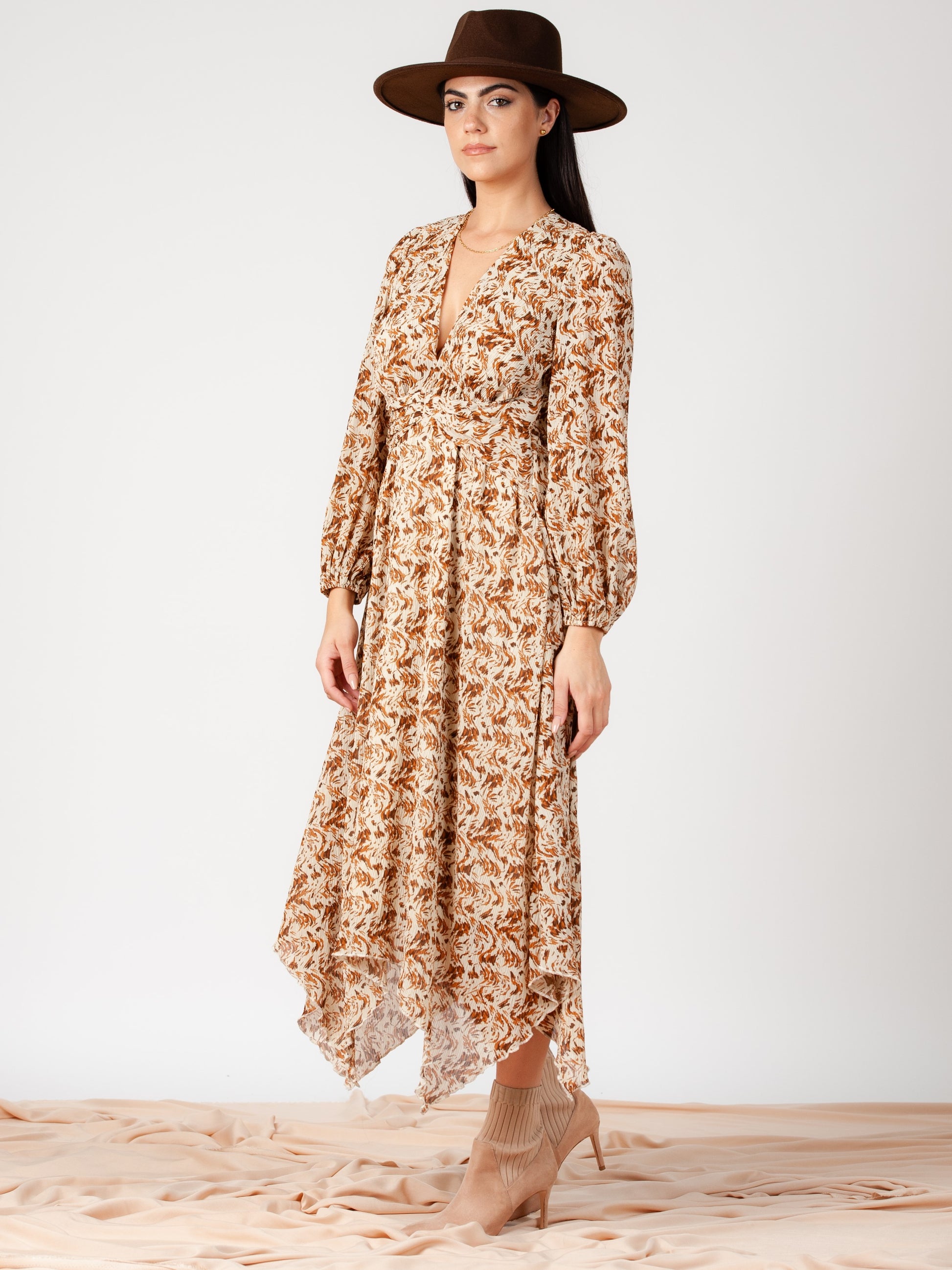 FLORAL MAXI DRESS