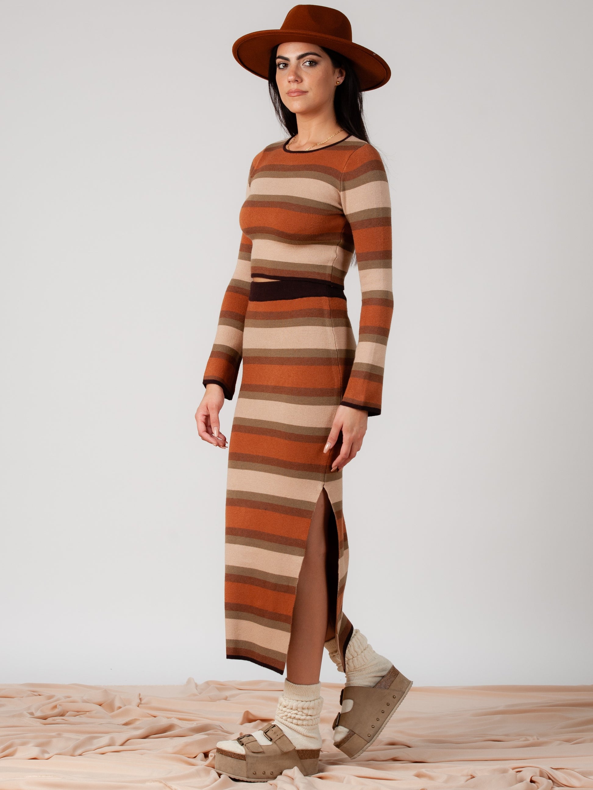 STRIPED TWO PIECE SET