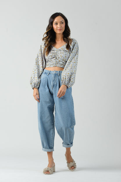 MARINA RUCHED FRONT L/S CROP TOP | BABY BLUE FLORAL