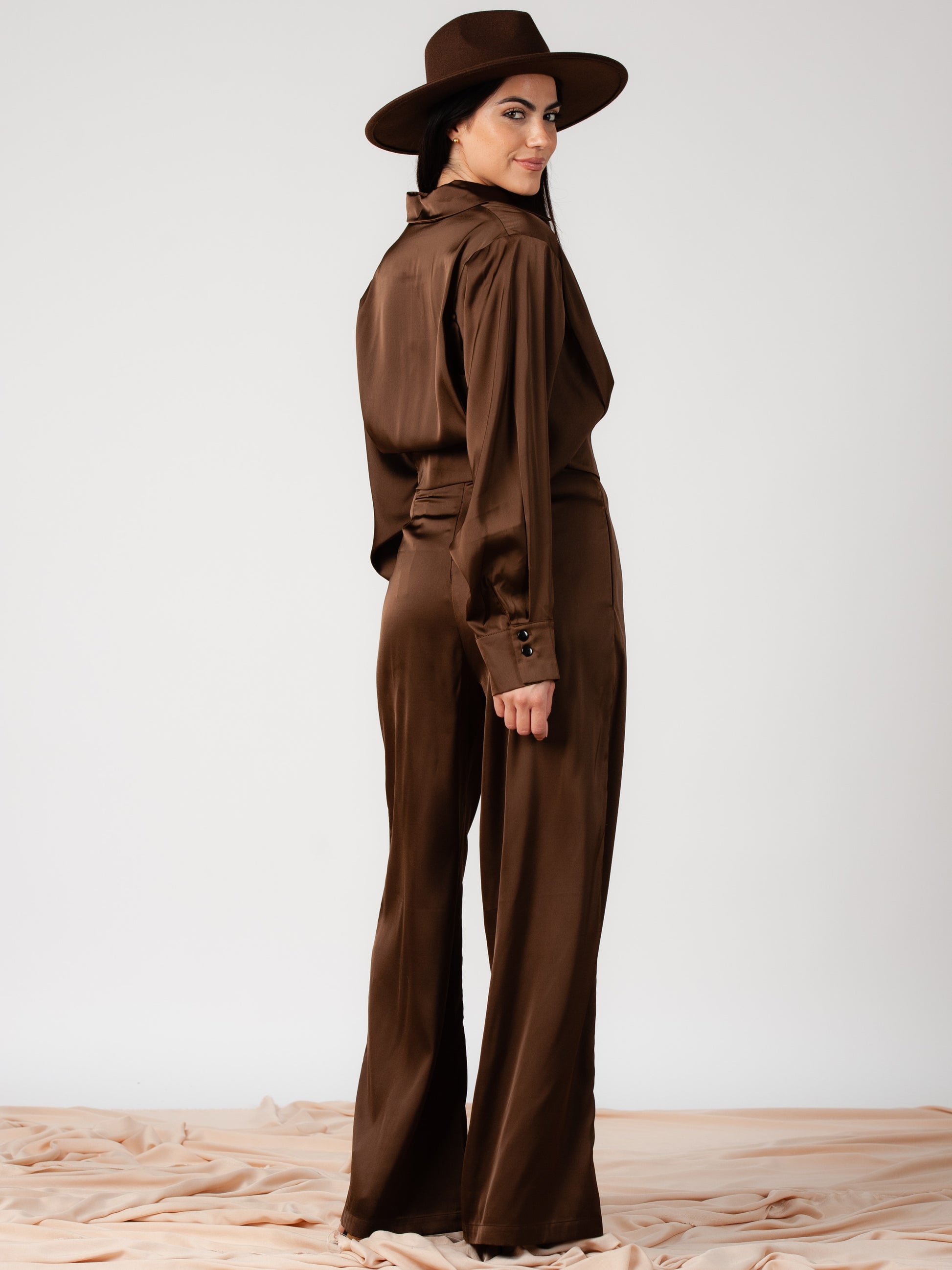 BROWN SUIT SET