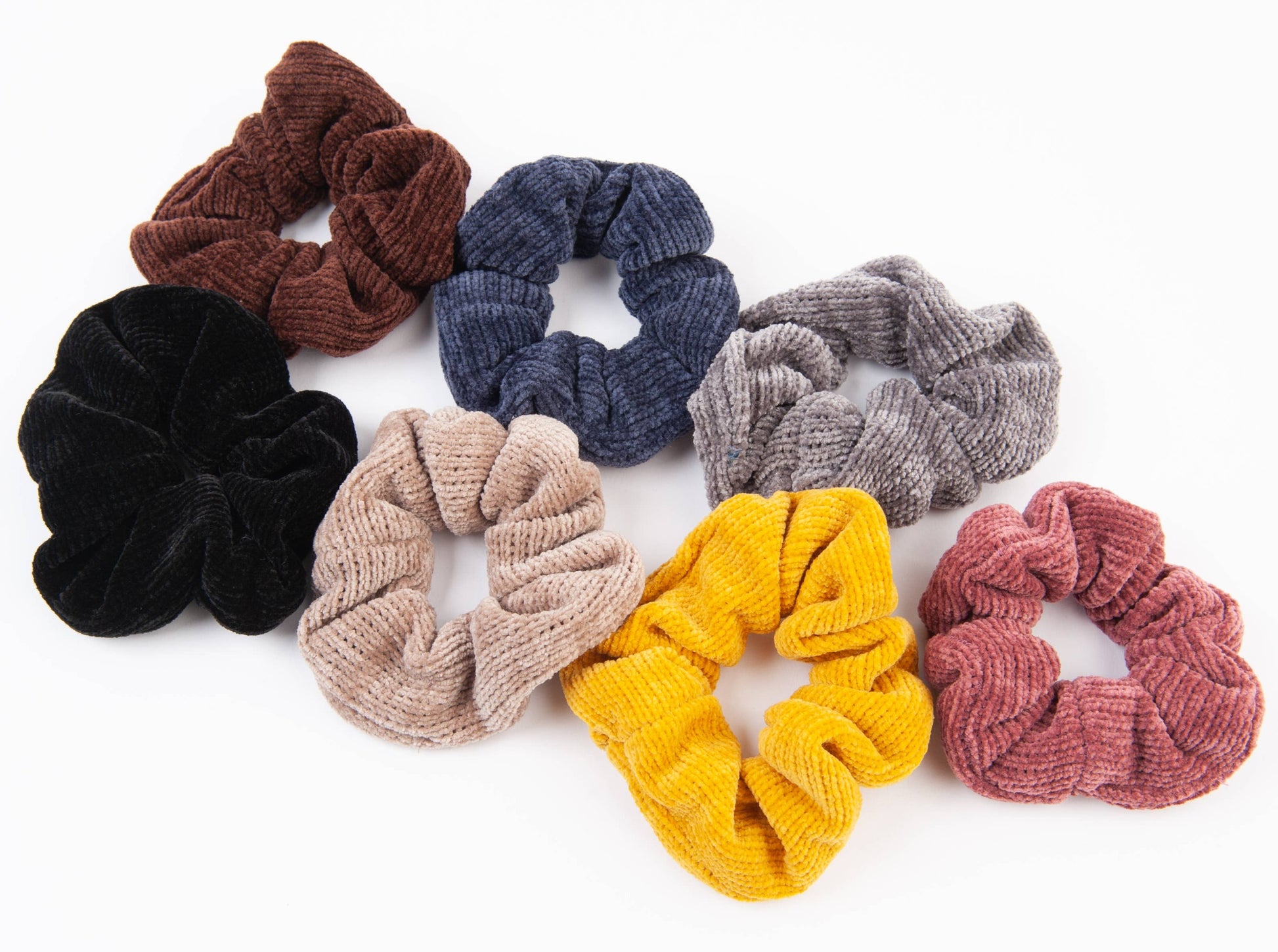 CHENILLE SCRUNCHIE